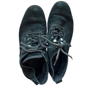 UGG Bethany Black Suede Lace-Up Winter Boots Wool Lining Size 9